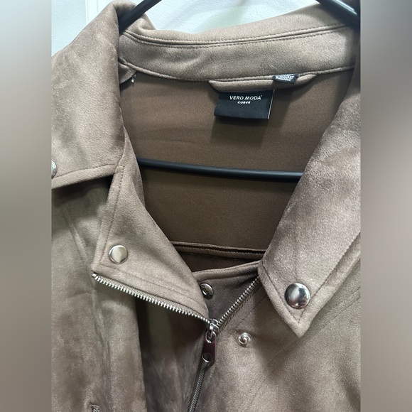 Vero Moda Curve Faux Suede Jacket NWOT - Picture 10 of 16